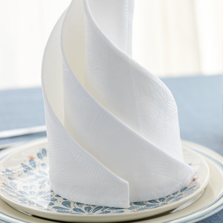 White Cotton Damask Cloth Table Cloth and Napkins for hotelsrestaurants